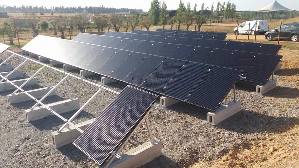 Sistema Solar Fotovoltaico de 250 Paineis